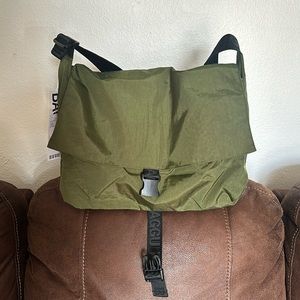 Baggu Sport messenger bag